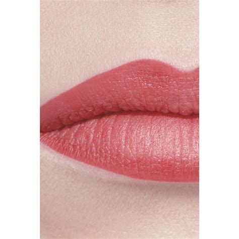 ROUGE ALLURE VELVET Le rouge velours lumineux 34 